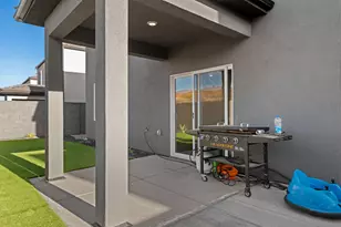 1610 S Ripple Rock Dr, Washington, UT 84780 - Photo 32