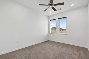 983 W State St, Hurricane, UT 84737 - Photo 24