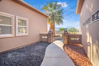 249 S 100 W, Ivins, UT 84738 - Photo 8