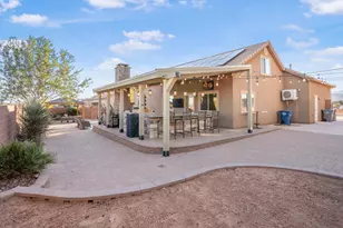 249 S 100 W, Ivins, UT 84738 - Photo 30