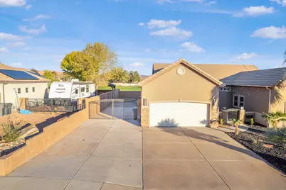 249 S 100 W, Ivins, UT 84738 - Photo 42
