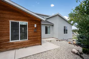 48 S Cimarron Cir, Cedar City, UT 84720 - Photo 4