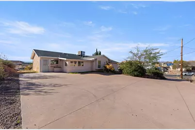 711 E Scenic Dr N, Washington, UT 84780 - Photo 24