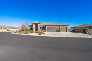 2872 N Kenzies Way, Santa Clara, UT 84765 - Photo 2