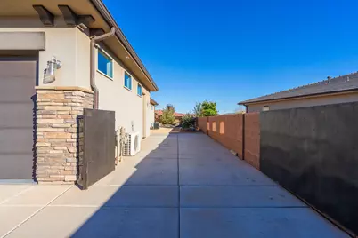 2872 N Kenzies Way, Santa Clara, UT 84765 - Photo 68