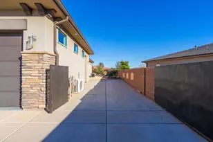 2872 N Kenzies Way, Santa Clara, UT 84765 - Photo 68