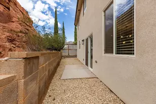 840 N Twin Lakes, Saint George, UT 84770 - Photo 28