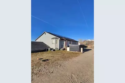 4355 Sagebrush Dr, Enoch, UT 84021 - Photo 2
