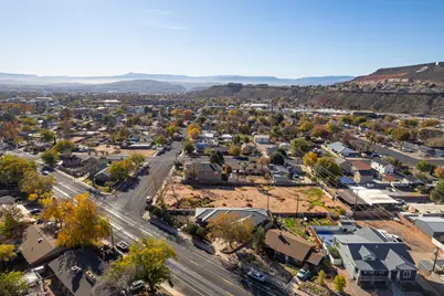 313 W Diagonal St, Saint George, UT 84770 - Photo 34