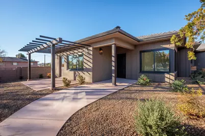 313 W Diagonal St, Saint George, UT 84770 - Photo 1