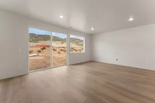 432 E Fiddlers Canyon Rd, Cedar City, UT 84721 - Photo 8