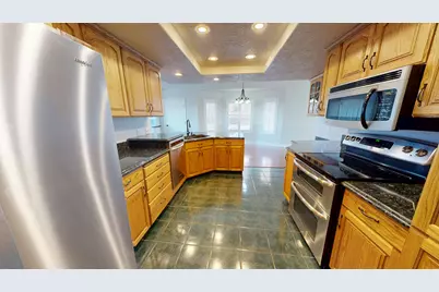 2395 W Beacon Cir, Cedar City, UT 84720 - Photo 10