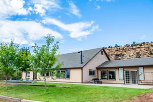 893 W Foothill Dr, Apple Valley, UT 84737 - Photo 36