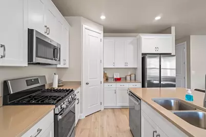 2462 E Cascada Way, Washington, UT 84780 - Photo 20