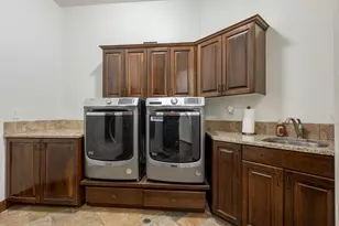 2546 E 1240 S, Saint George, UT 84790 - Photo 20