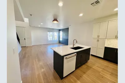 714 W Claystone Dr, Saint George, UT 84790 - Photo 8