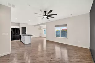 5446 W Rushmore Park Ln Dr, Herriman, UT 84096 - Photo 2