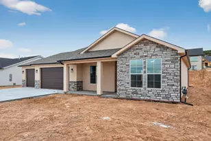 537 S Bryant St, Cedar City, UT 84720 - Photo 2