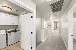355 W 200 S, Washington, UT 84780 - Photo 6