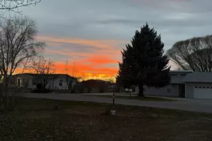 4302 N Quarterhorse Dr, Cedar City, UT 84721 - Photo 8