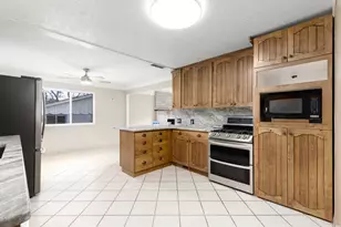 358 W 200 S, Saint George, UT 84770 - Photo 10