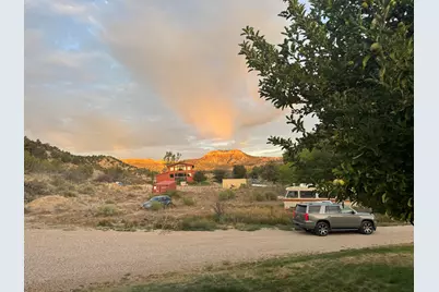 820 W 50 S, Tropic, UT 84776 - Photo 18