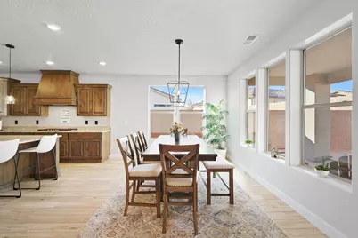 438 W Camino Oso, Washington, UT 84780 - Photo 4