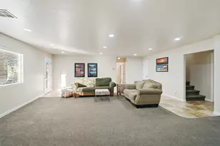 1025 N Ruby Pl, Washington, UT 84780 - Photo 16