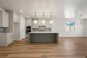 1578 N Ascent St, Washington, UT 84780 - Photo 4