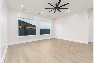 393 E Sidbury Rd, Washington, UT 84780 - Photo 14