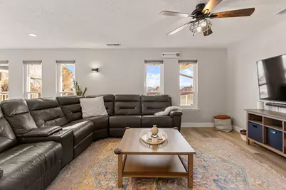 851 E Posado St, Ivins, UT 84738 - Photo 10