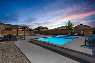 57 W Chesterfield Dr, Washington, UT 84780 - Photo 2