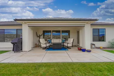 1651 E Wolf Hole Dr, Saint George, UT 84790 - Photo 32