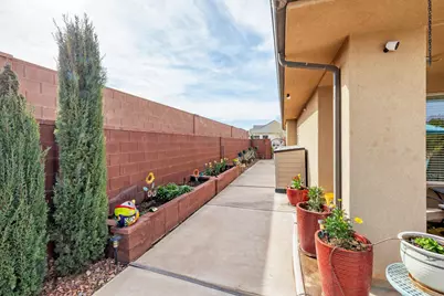 1067 E Silver Falls Dr N, Washington, UT 84780 - Photo 50