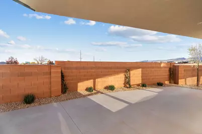 927 S 170 E, Ivins, UT 84738 - Photo 44