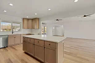 372 N Quail Ridge Dr, Washington, UT 84780 - Photo 14