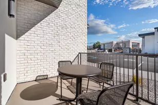 983 W State St, Hurricane, UT 84737 - Photo 36