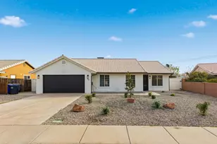 34 N Paradise Way, Saint George, UT 84790 - Photo 1