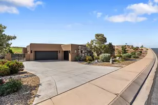 4850 N Petroglyph Dr, Saint George, UT 84770 - Photo 54
