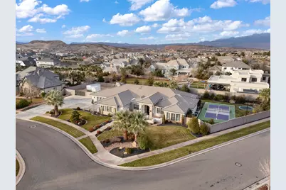 2407 E 4040 S S, Saint George, UT 84790 - Photo 2