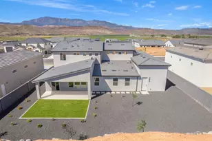 4799 W 2020 S, Hurricane, UT 84737 - Photo 6