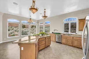 654 W Canyon Creek Dr, Leeds, UT 84746 - Photo 12