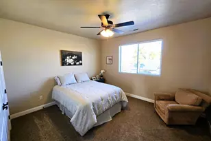 823 E Majestic Dr, Washington, UT 84780 - Photo 36