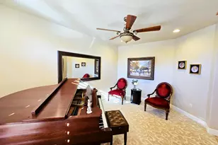 823 E Majestic Dr, Washington, UT 84780 - Photo 8
