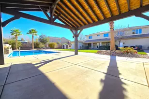 823 E Majestic Dr, Washington, UT 84780 - Photo 60