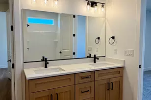 4956 N 925 E, Enoch, UT 84721 - Photo 8