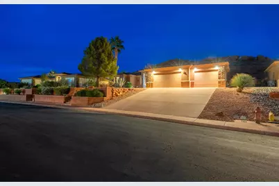 1616 N Hummingbird Dr, Saint George, UT 84770 - Photo 14