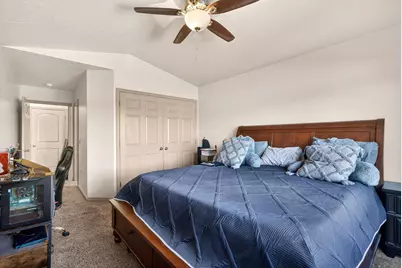 1269 E Pine Valley St, Washington, UT 84780 - Photo 16