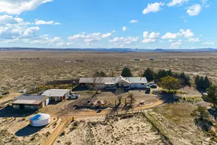 2416 N Waunita Ave, Kanab, UT 84741 - Photo 2