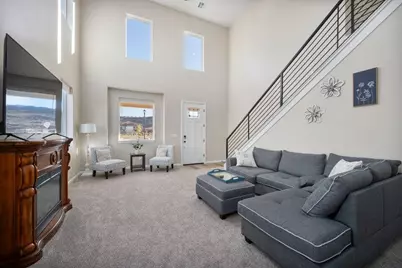 1017 N Pleasant Valley Ln, Washington, UT 84780 - Photo 6